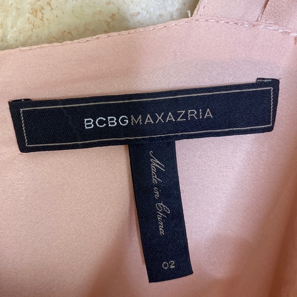 BCBGMaxAzria Aris Short Sleeve Dress in Barely Pink - Picture 4 of 7